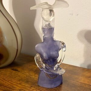 Elegant Elena graduate manta Purple Glass Figurine